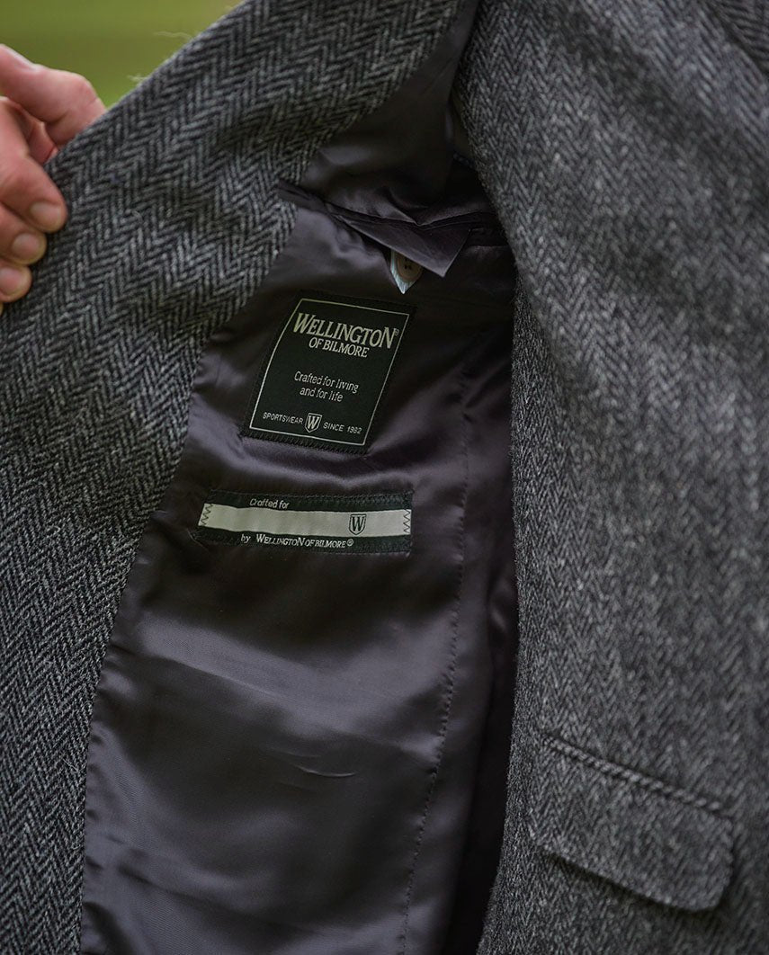 Harris Tweed Sakko ''London'' in anthra Herringbone - Wellington of Bilmore
