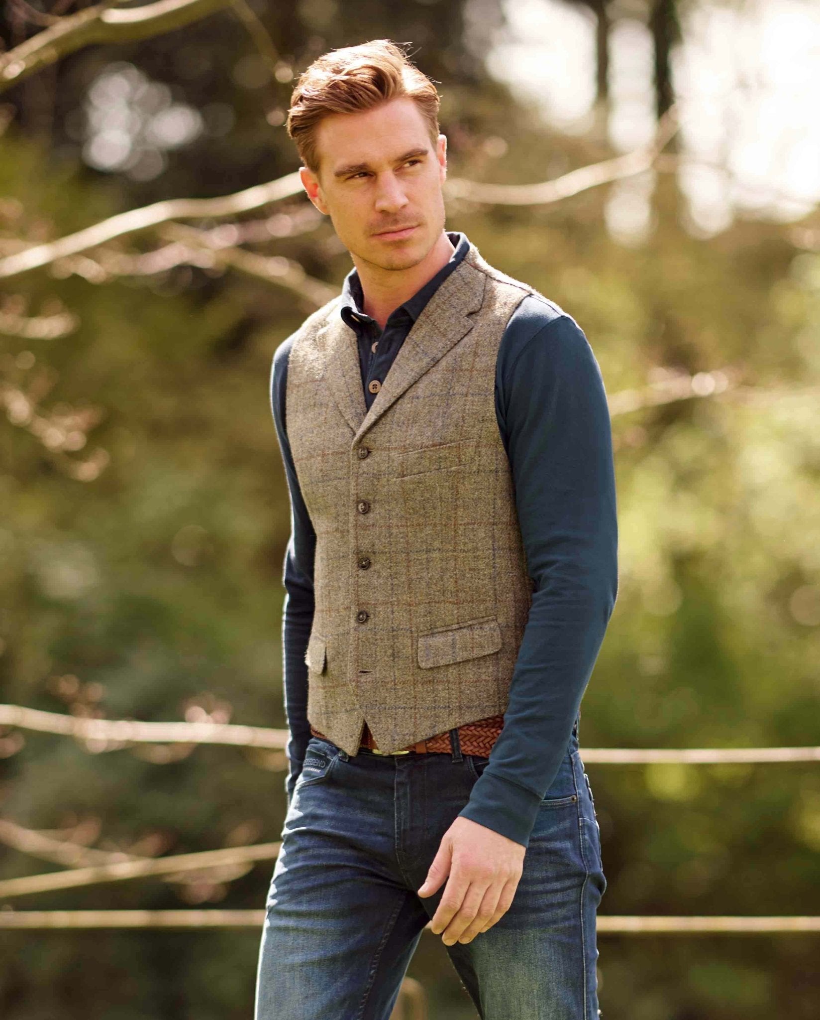 Harris Tweed Weste ''Wales'' in Walnut Check - Wellington of Bilmore