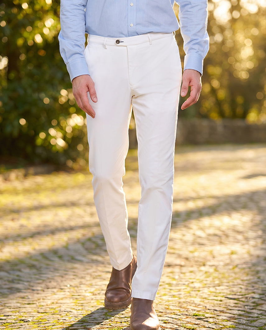 Feine Herren Chino ” Mr. Jones” in white