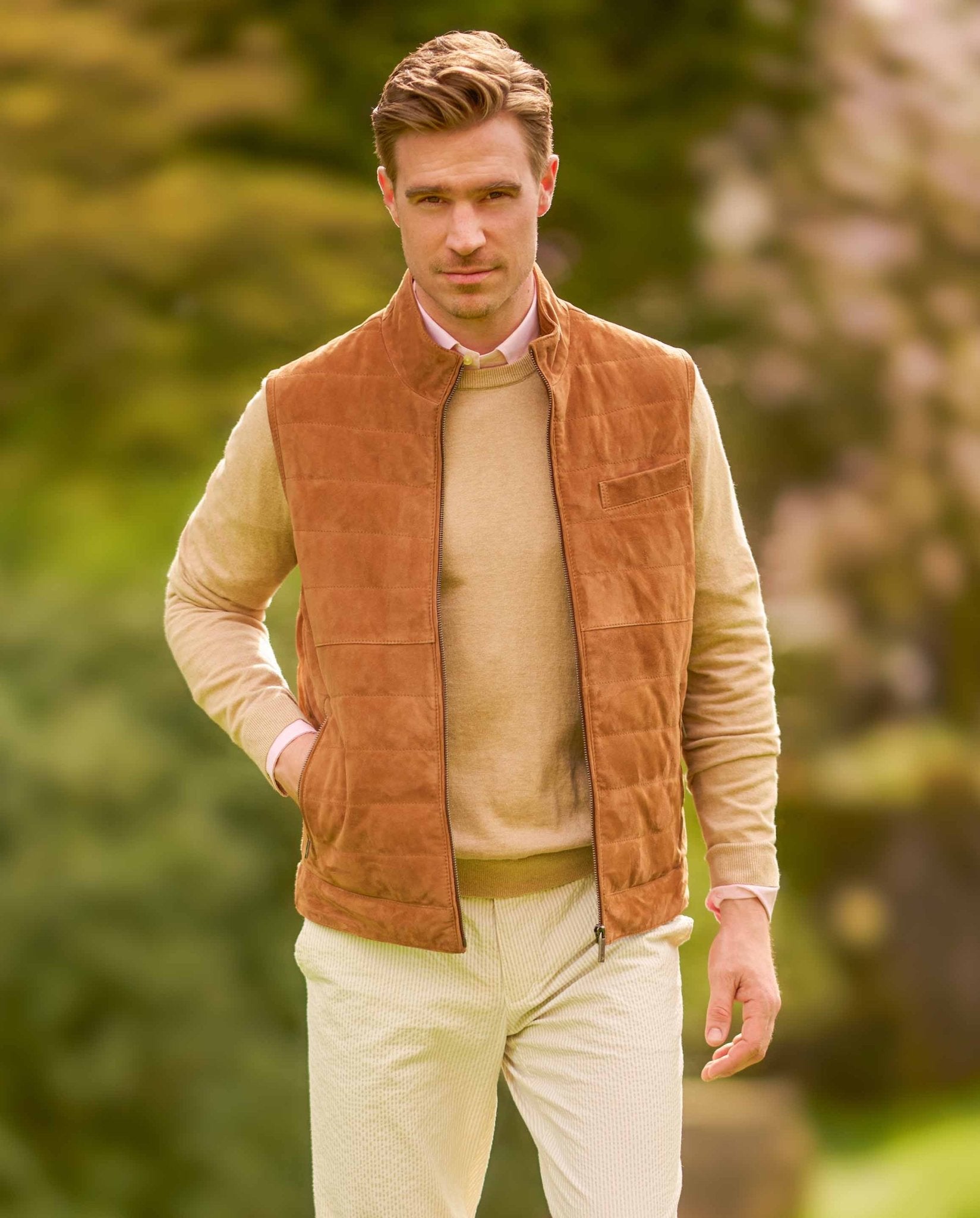 Herren Lederweste ''Veikko'' aus Ziegenvelours in cognac - Wellington of Bilmore
